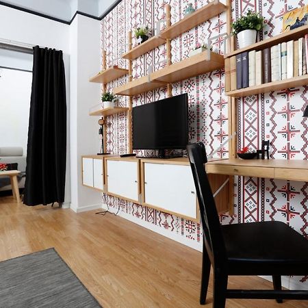 Traditional Modern 3 Bedroom Apartment In Center Bucharest Exterior photo