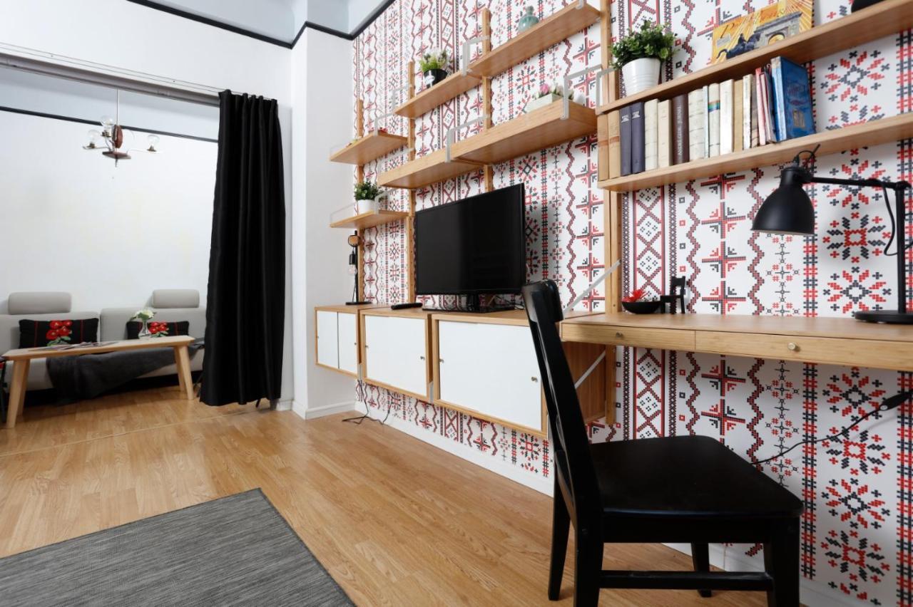 Traditional Modern 3 Bedroom Apartment In Center Bucharest Exterior photo